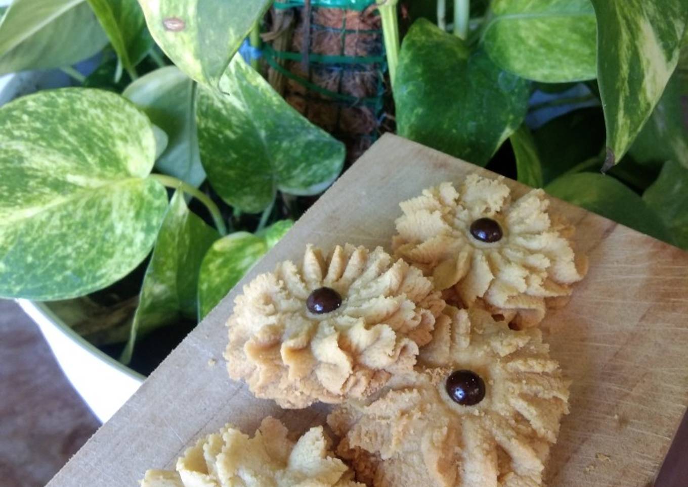 Kue semprit susu