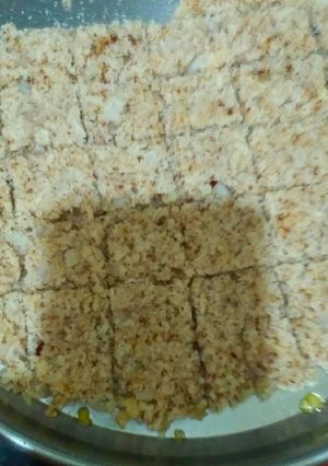 A picture of Coconut barfi.