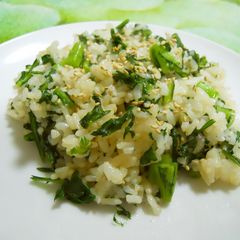 A picture of Seasoned with Kombu Tea Chrysanthemum Greens Fried Rice.