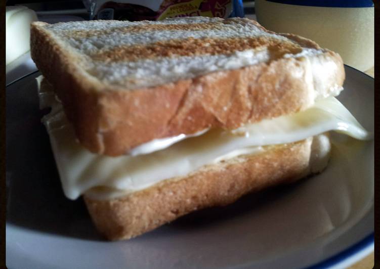 How to Prepare Homemade GEROMEs Sandwich