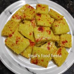 A picture of Live dhokla.