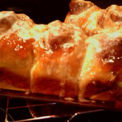 A picture of sunshines apricot cinnamon buns bread.