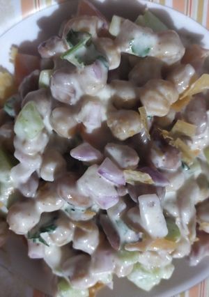 A picture of Mayo chana chaat.