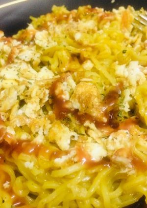 A picture of Night hunger Egg Maggi masala.