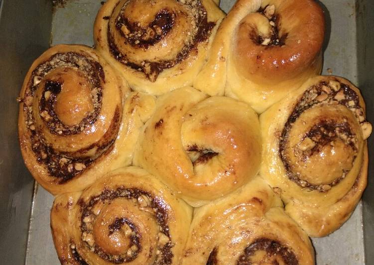 Roti gulung coklat mede