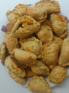 Una foto de Empanadas de carne, peruana 🇵🇪