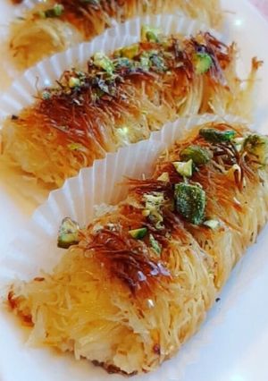 صورة لوصفة كنافة رولات محشية بالقشطة 😍