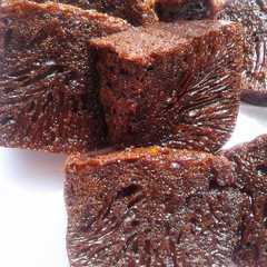 รูปของ Bolu sarang semut(caramel cake)