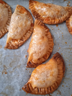 Una foto de Empanadillas de atún y pimiento verde