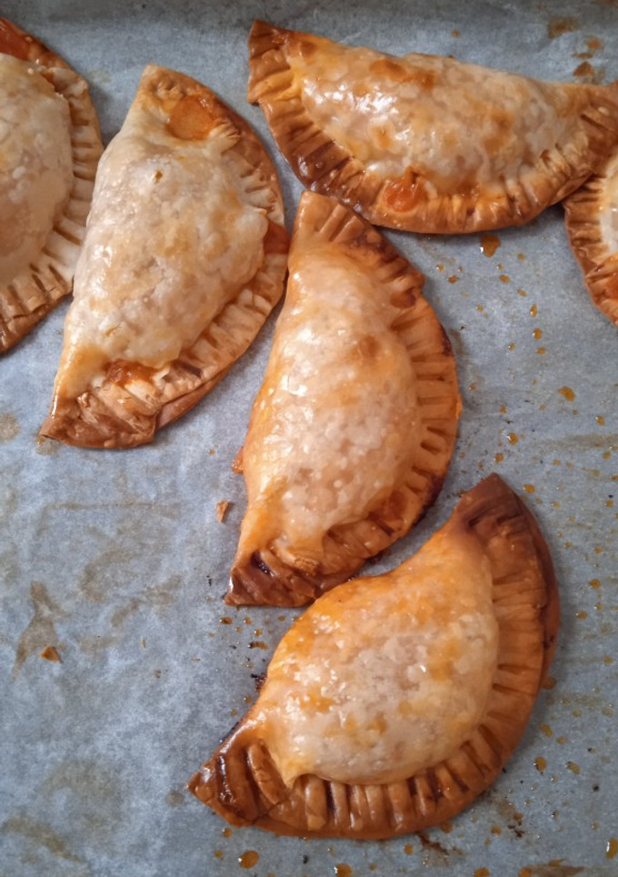 Una foto de Empanadillas de atún y pimiento verde