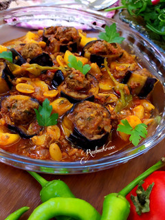 عکسی از دستور حلقه بادمجان و گوشت چرخ کرده