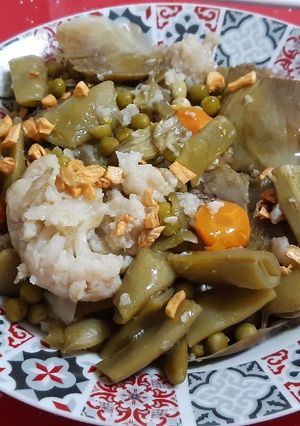 Una foto de Menestra de verduras con refrito de ajo