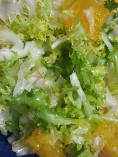 Una foto de Escarola con naranjas