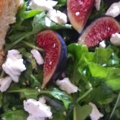 A picture of Fig and goat cheese salad.