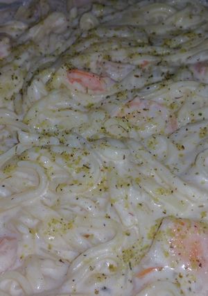 A picture of Shrimp Alfredo.
