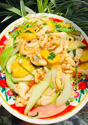 Hình của món Mực xào sa tế.