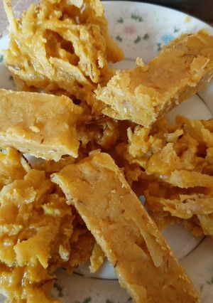 A picture of Coconut candy(It' easily prepared and stored for very long time).