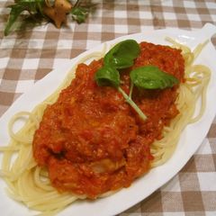A picture of Our Family's Favorite Tomato Pasta with Tuna.
