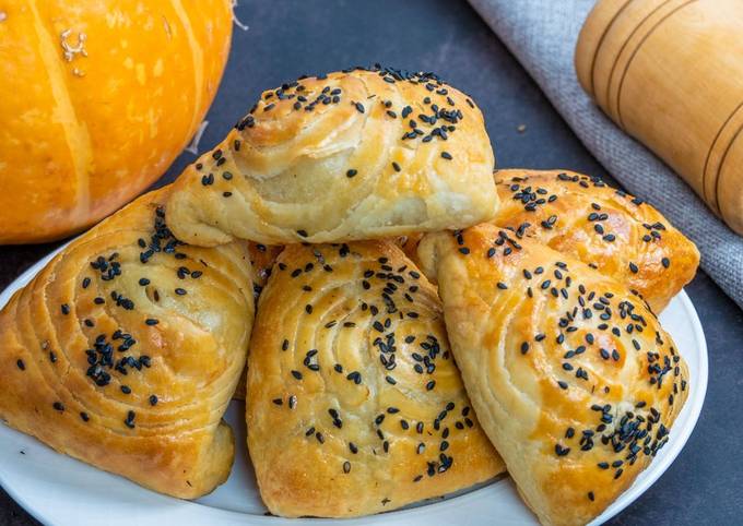 Самса с рубленным мясом баранины по-узбекски