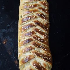 A picture of Chicken bread.