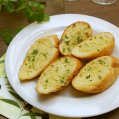 A picture of Foolproof Garlic Bread.