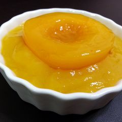 A picture of LG's HONEY PEACH SAUCE.