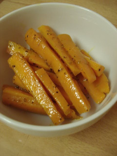 A picture of Indian-style Pickled Carrots.