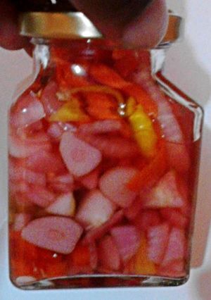 A picture of Mixed vegetable pickle.