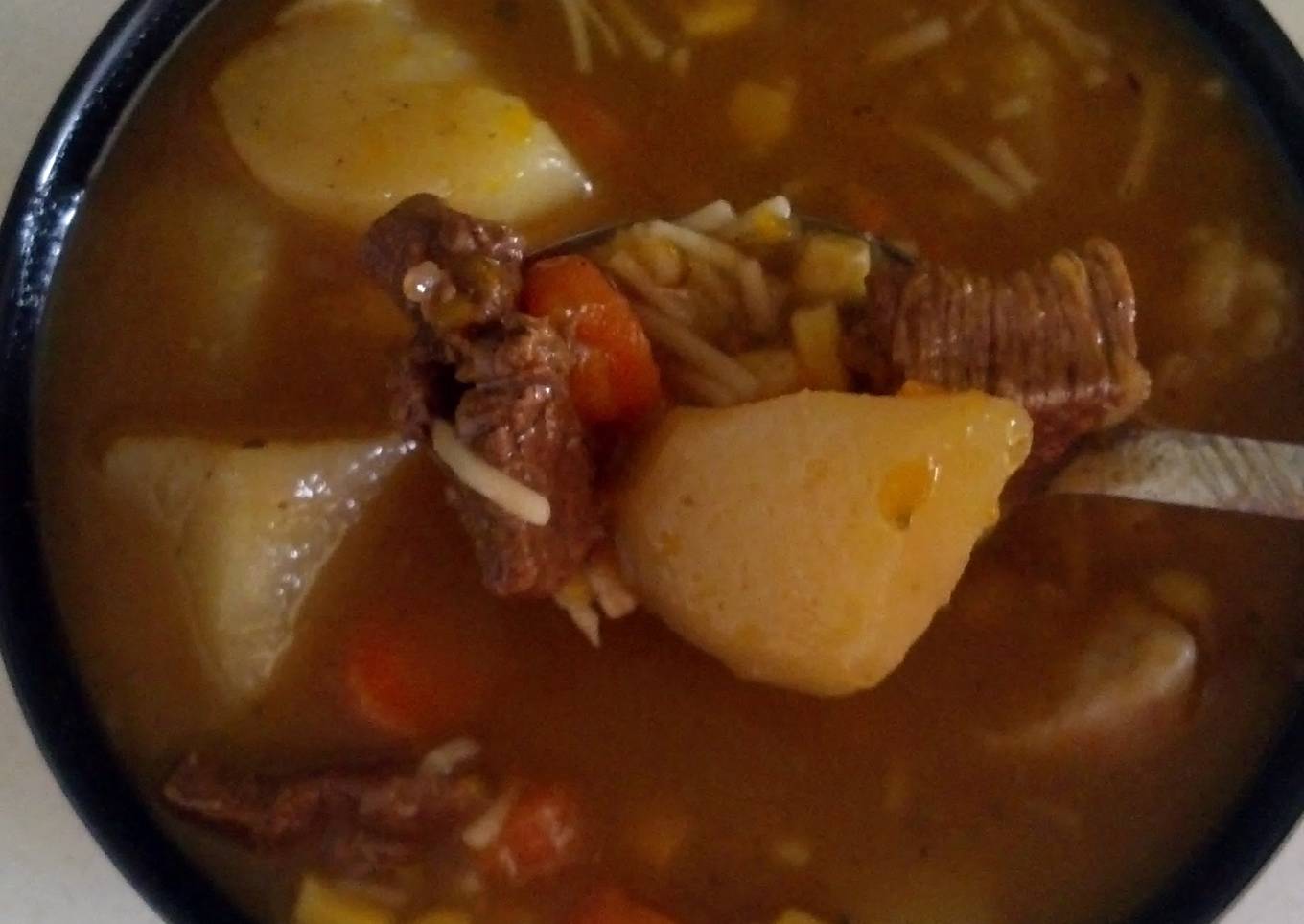 Caribbean chunky beef soup