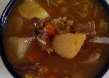 How to Prepare Delicious Caribbean chunky beef soup