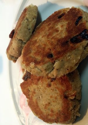 A picture of Big Daddy's Salmon Patties.