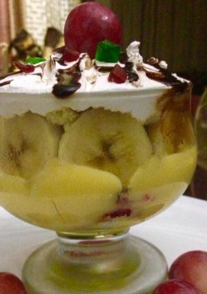 A picture of Banana spit pie.