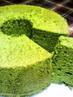 A picture of Matcha Chiffon Cake.