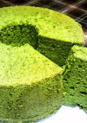 A picture of Matcha Chiffon Cake.
