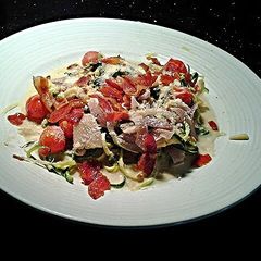 A picture of Spicy Zucchini Noodle Pasta with Toomatos.