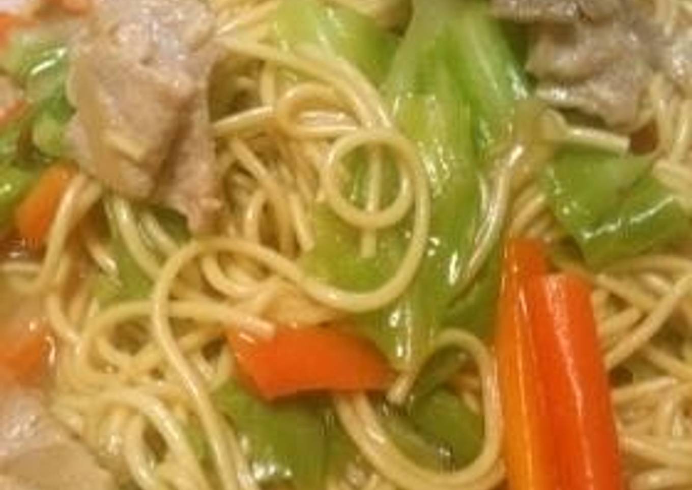 Kyushu-Style Pan Fried Ramen with Lots of Vegetables