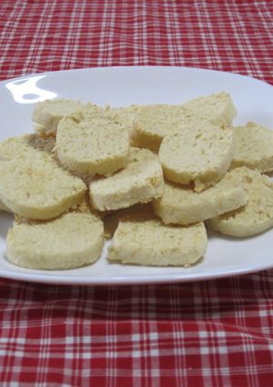 A picture of Cheese-flavored Okara Cookies for Dieters.