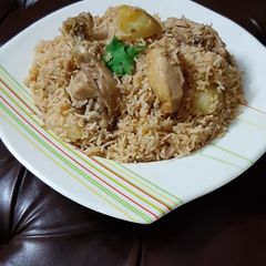 A picture of Chicken white pulao.