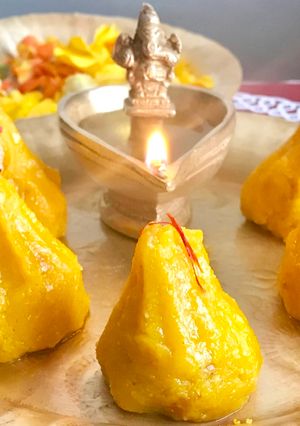 A picture of Mango modak.