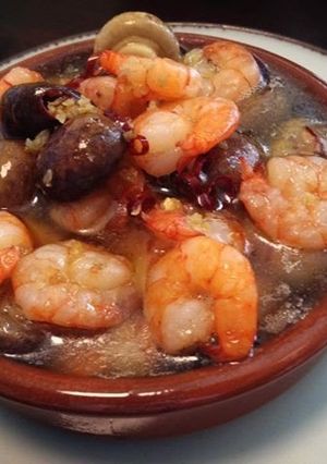 A picture of Easy Prawn and Mushroom Ajillo.