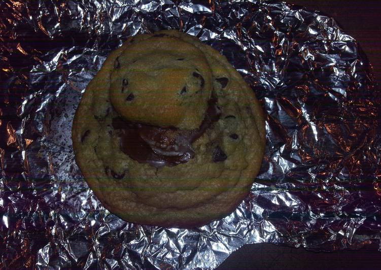 Recipe: Yummy Reese&#39;s Oreo Chocolate Chip Cookies