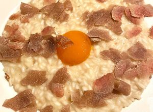 Foto di Risotto tartufo e tuorlo marinato