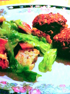 A picture of homestyle beef & pork patties.
