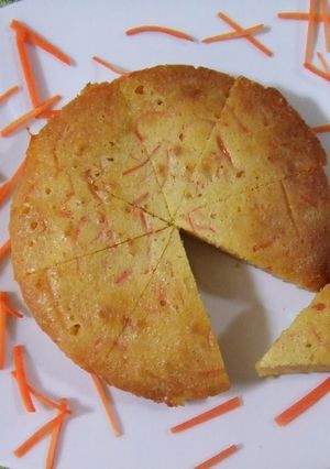 A picture of Crunchy Crispy Rum Carrot Cake.