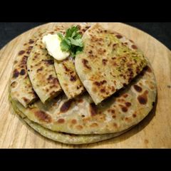 A picture of Jain Cabbage Peas Parantha.