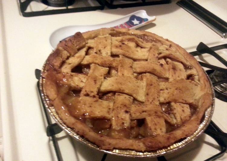 Home made apple pie