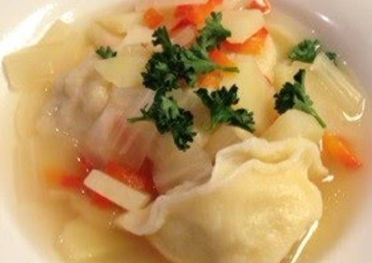 Easy Pelmeni - Boiled Russian Gyoza in Soup