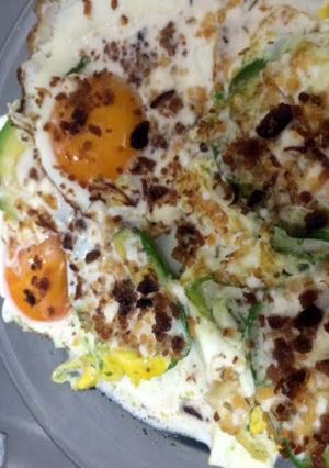 A picture of Avocado Mayo With Egg.