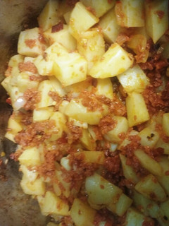 Una foto de Chorizo con papas