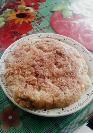 A picture of Spanish Omelette (Tortilla de patatas).